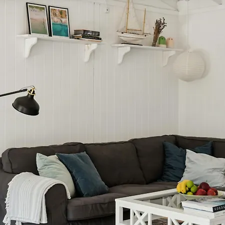 Family Reunites For Trips In Tisvilde Hegn * Vejby